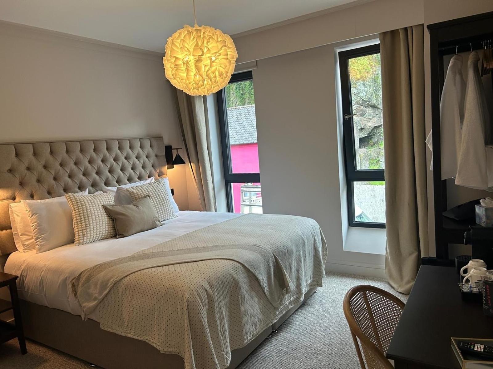 The Glen Quarter Otel Kinsale Dış mekan fotoğraf